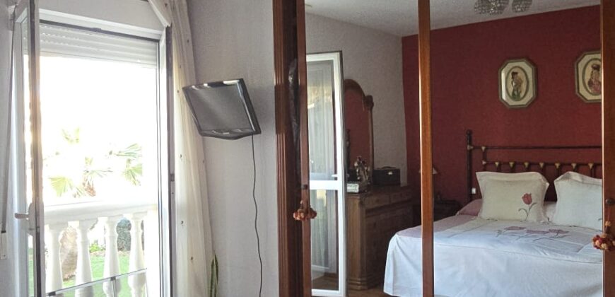 Chalet en primera linea de playa